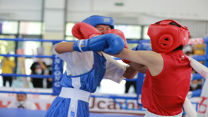 2019全疆青少年拳击锦标赛视频,2021年新疆青少年拳击比赛69公斤