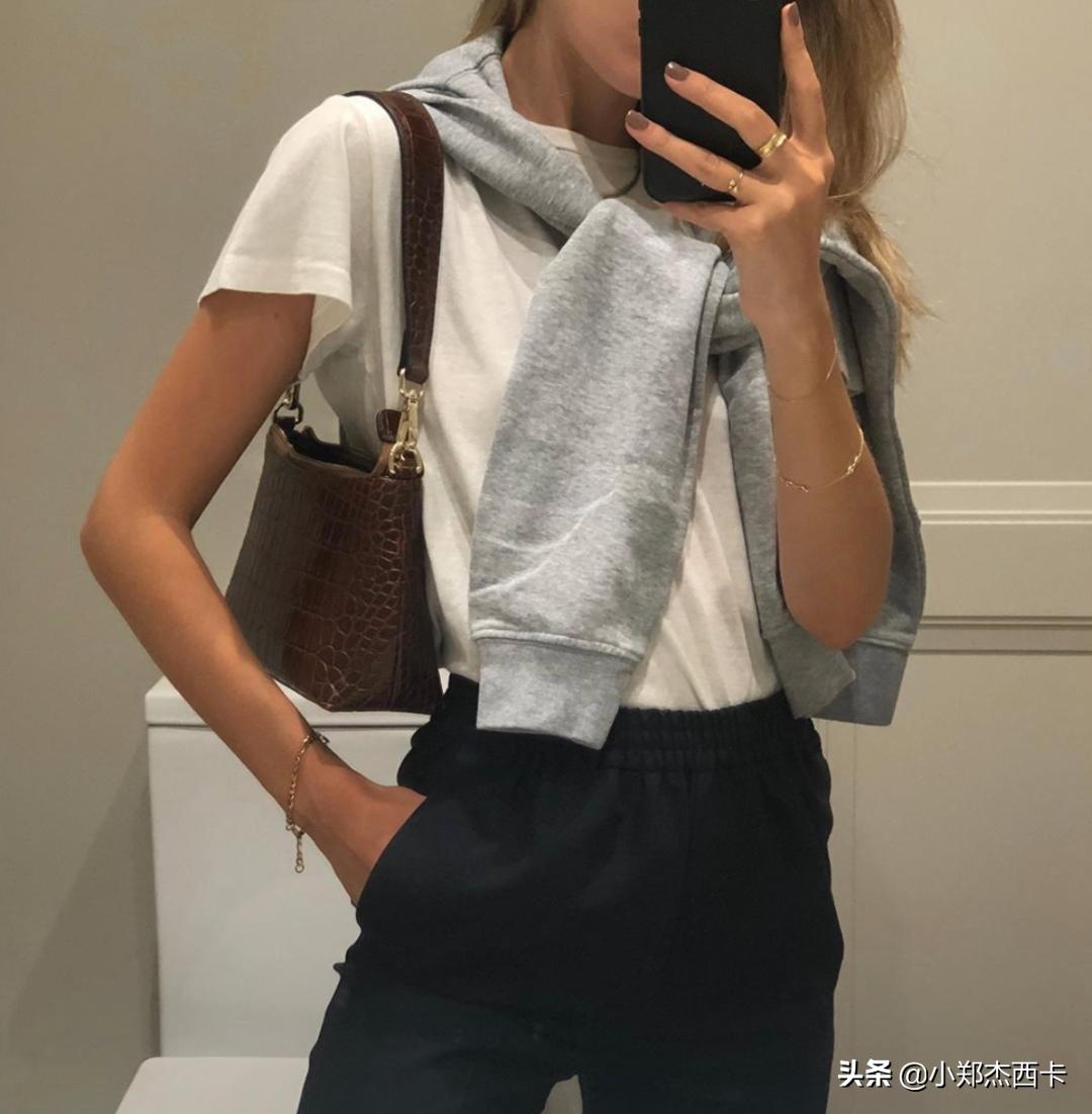 白tee怎么穿不透,版型好看的白tee