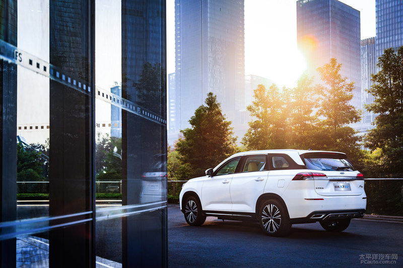 奥迪新a4l2023款,奥迪a3和小鹏p7哪个好