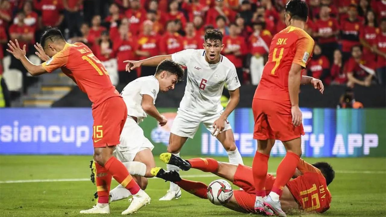 中国足球什么时候会触底反弹,从资本运行角度来看待中国足球