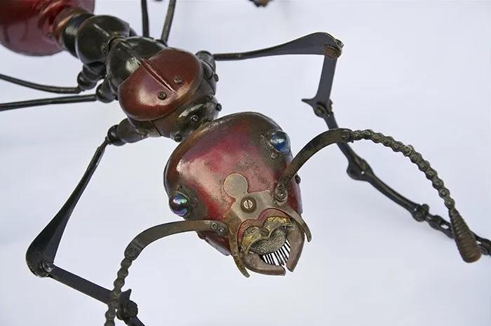 惊了！他靠卖垃圾赚了195万，还在法国买了一套房！