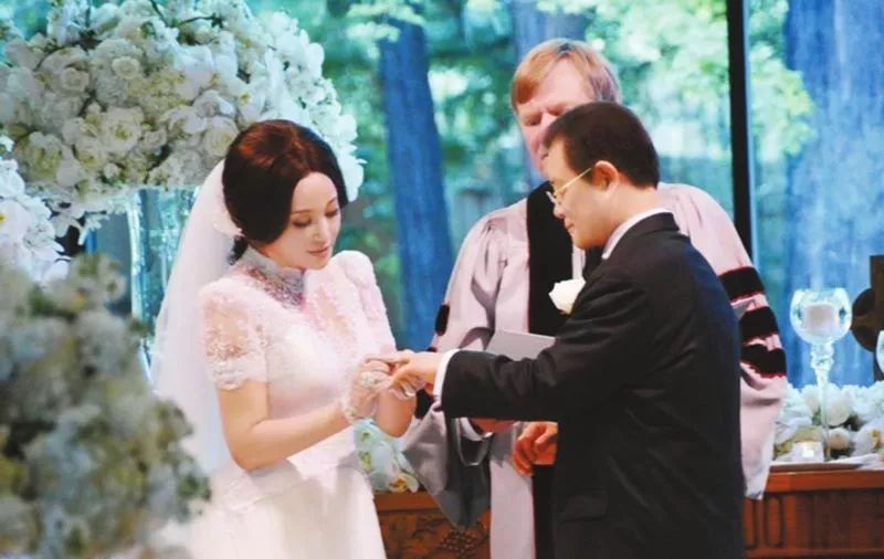 刘晓庆参加毛戈平家宴,刘晓庆和毛戈平友情长达25年