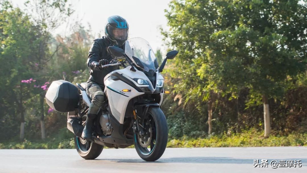 春风警用摩托车400gt,春风400gt怎么样