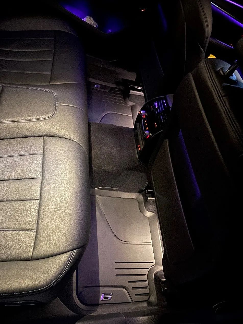 宝马原厂全天候脚垫用久了发白吗,宝马原厂全天候脚垫5系