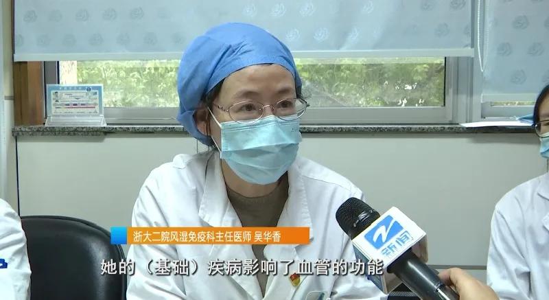 冬天冷的手变白怎么回事,冬天冷手指发白怎么回事