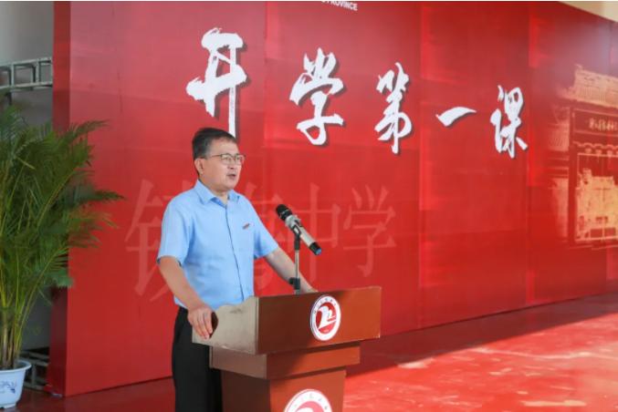 “家国抱负”“奥运精神”“饭圈文化”……杭二学军镇海等一波名校校长寄语新学期！有你认识的他吗？