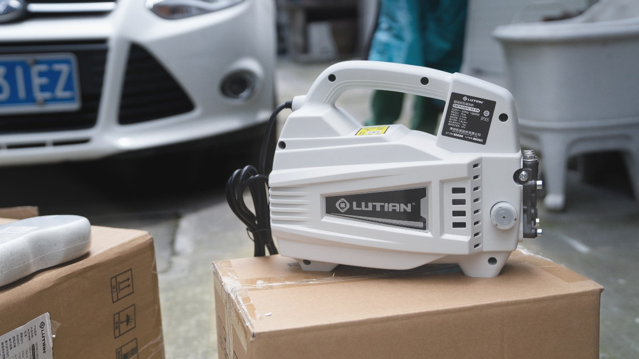 绿田洗车机入门,绿田家用洗车机测评