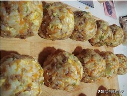 自制狗粮比熊幼犬可以吃吗,自制狗粮比熊一顿吃多少