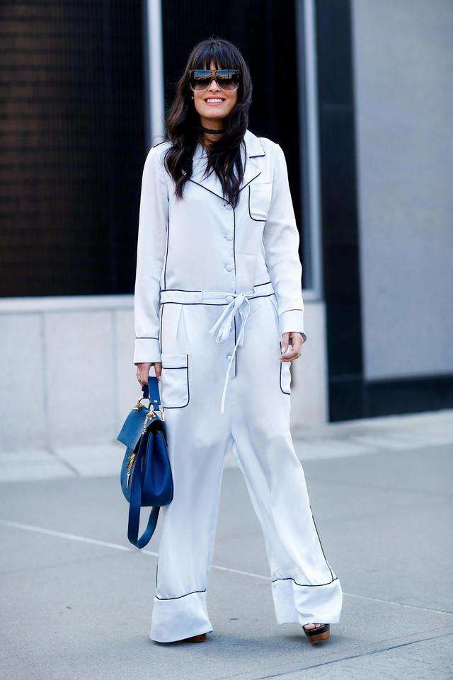 今年流行外穿睡衣大件,今年最流行的睡衣穿上身美美哒