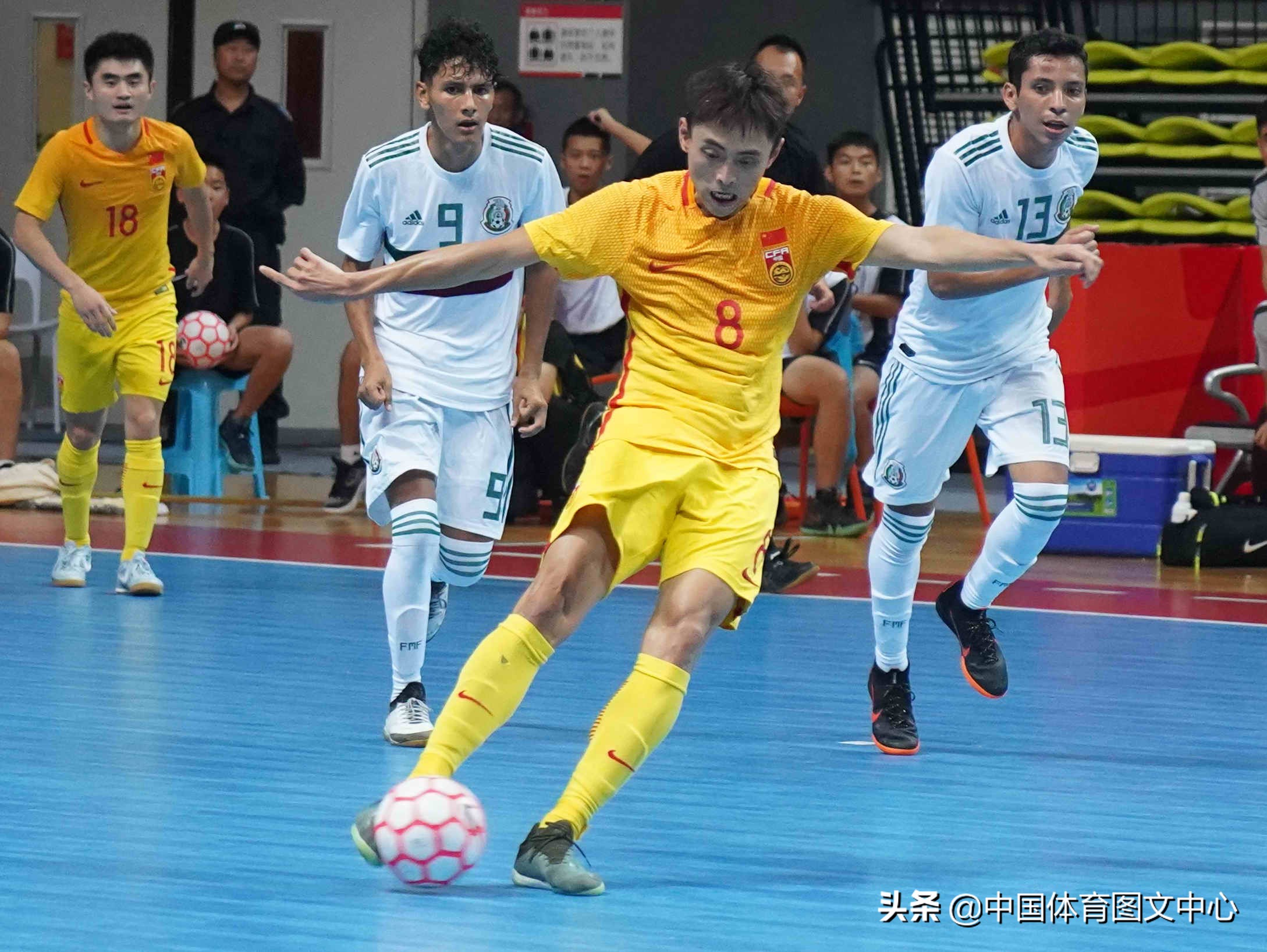 19“一带一路”杯室内五人制男子足球国际锦标赛国中国队获第二