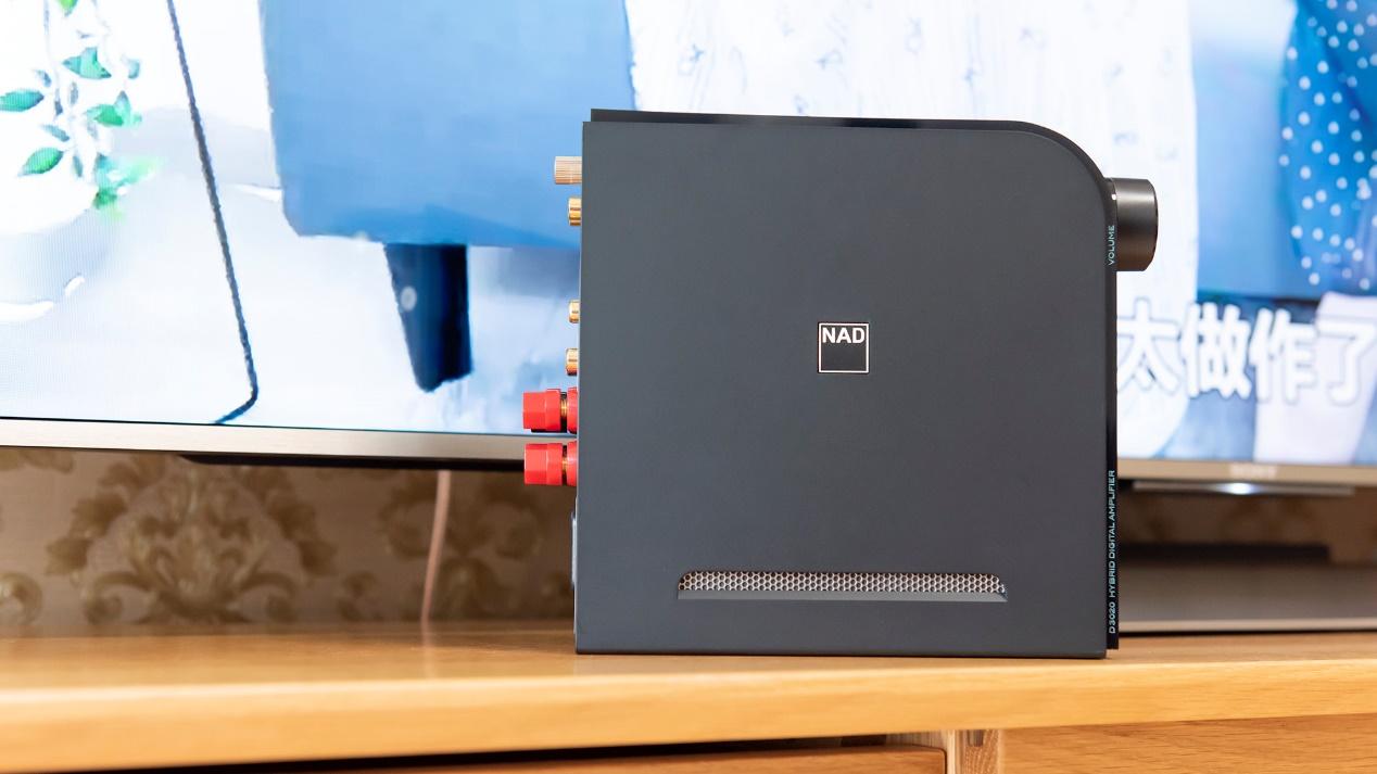 2019大惊喜:让你的耳机系统通通吃灰深度谈谈英国NAD解码功放