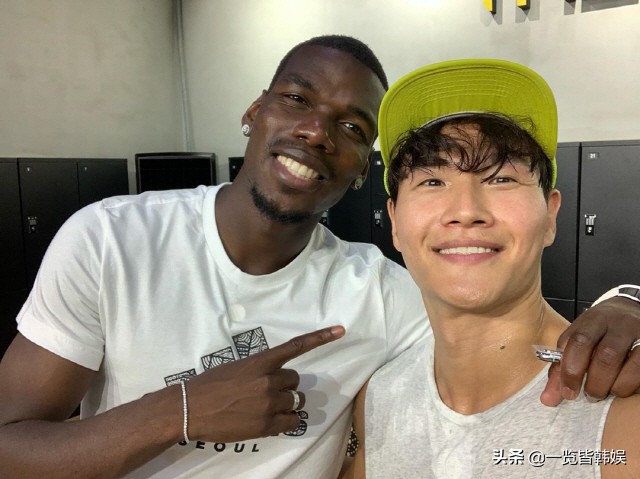 钟金兵,金钟国和宋智孝唱歌