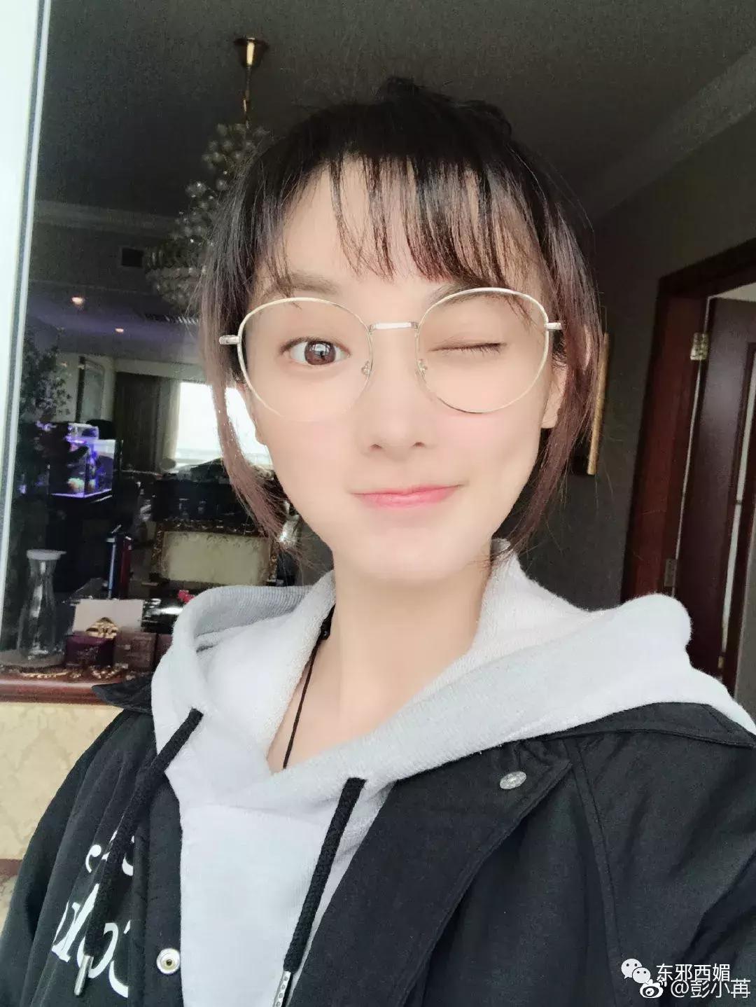 又一位换头宝贝!你能在她身上找到几位女明星的影子?
