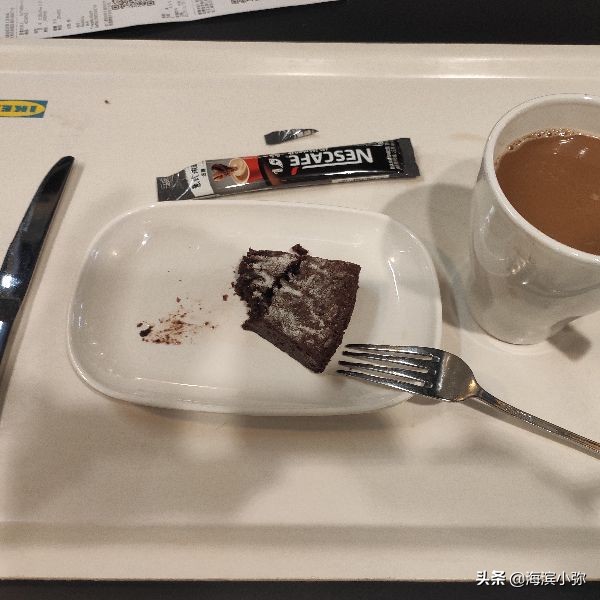 扁桃仁蛋糕宜家,宜家草莓慕斯蛋糕