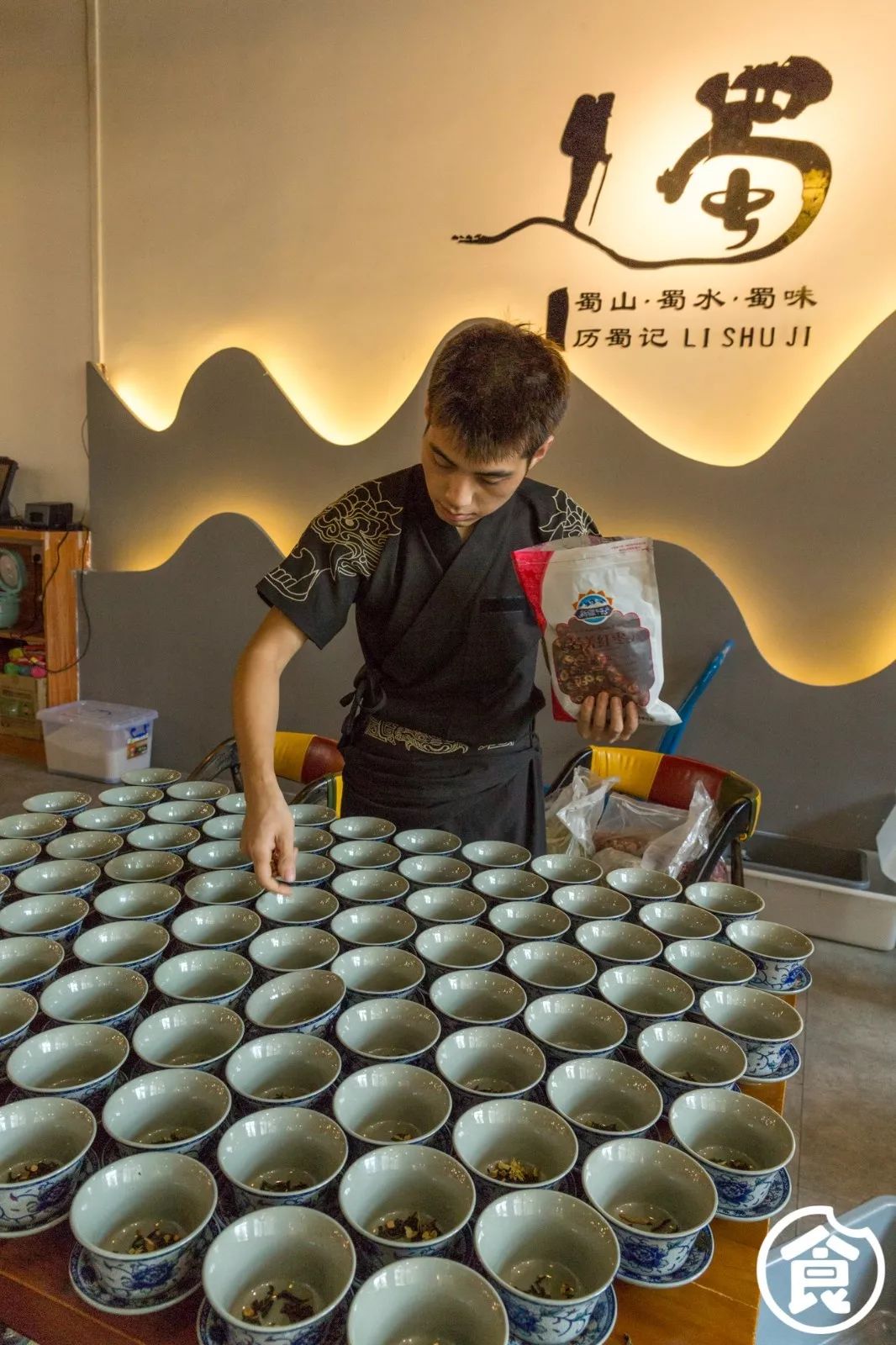 一天卖300只烧鹅,一天只卖400个卷饼