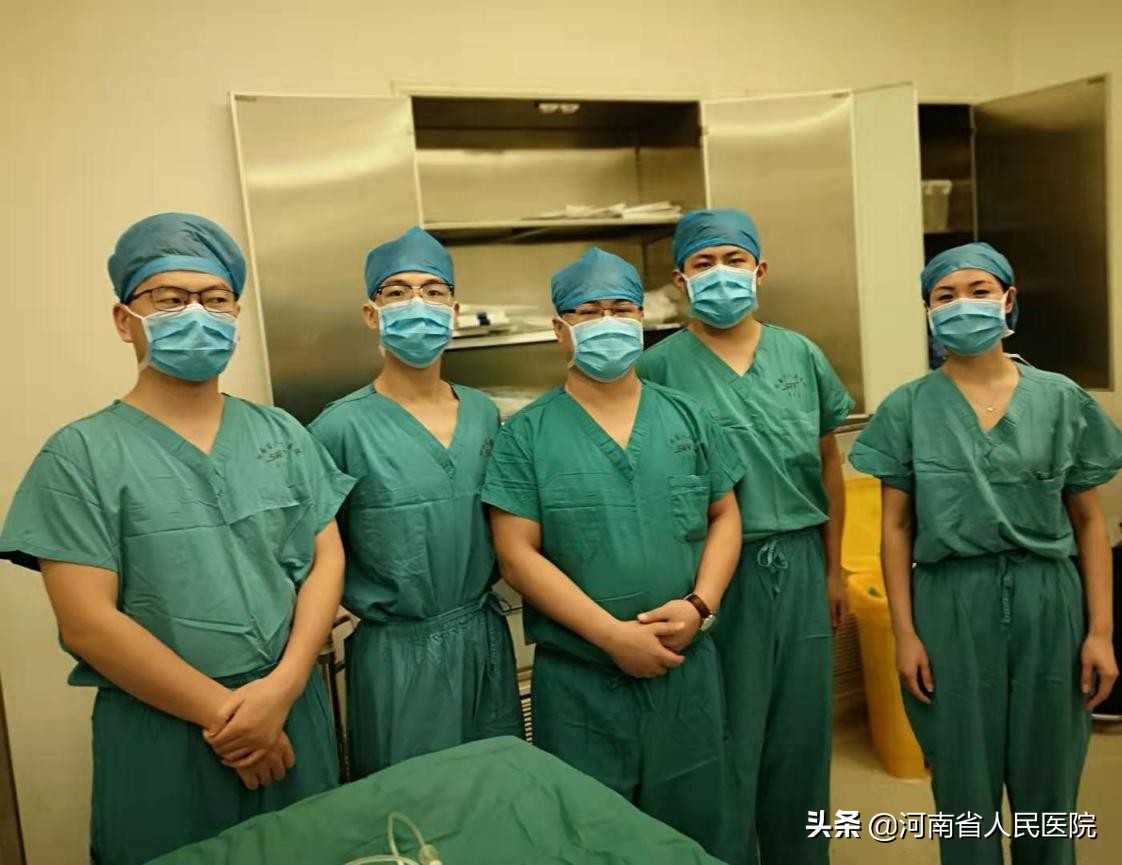 90岁老人常年带尿不湿，20年的痛苦，25分钟解决