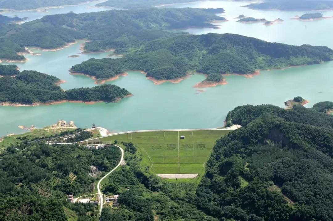 温泉季已到,这个元旦就来一场惬意的海南泡汤+逛吃之旅吧!