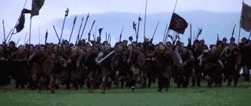 血与光交织的战争史诗，女神苏菲玛索盛世美颜，豆瓣评分高达8.9