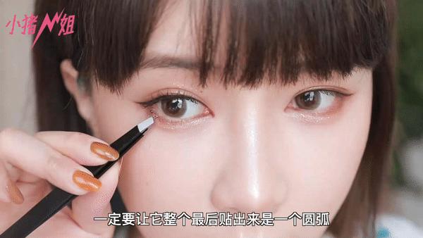 被称作泰国最美小花的90后，画上这个妆连Lisa都要被比下去