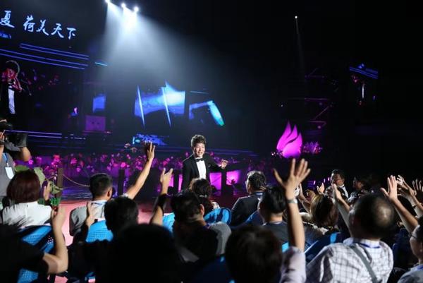 大美微山湖风情荷花节,微山第三十届荷花节湿地嘉年华