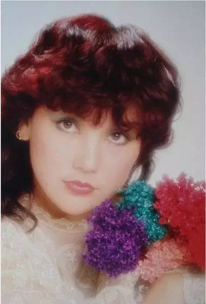 一代*星艳**遭封杀、被出轨，还毁容，69岁却重新光芒万众