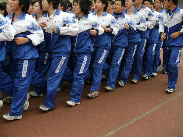 衡水中学真实学费多少钱,衡水中学一年学费要多少钱呀