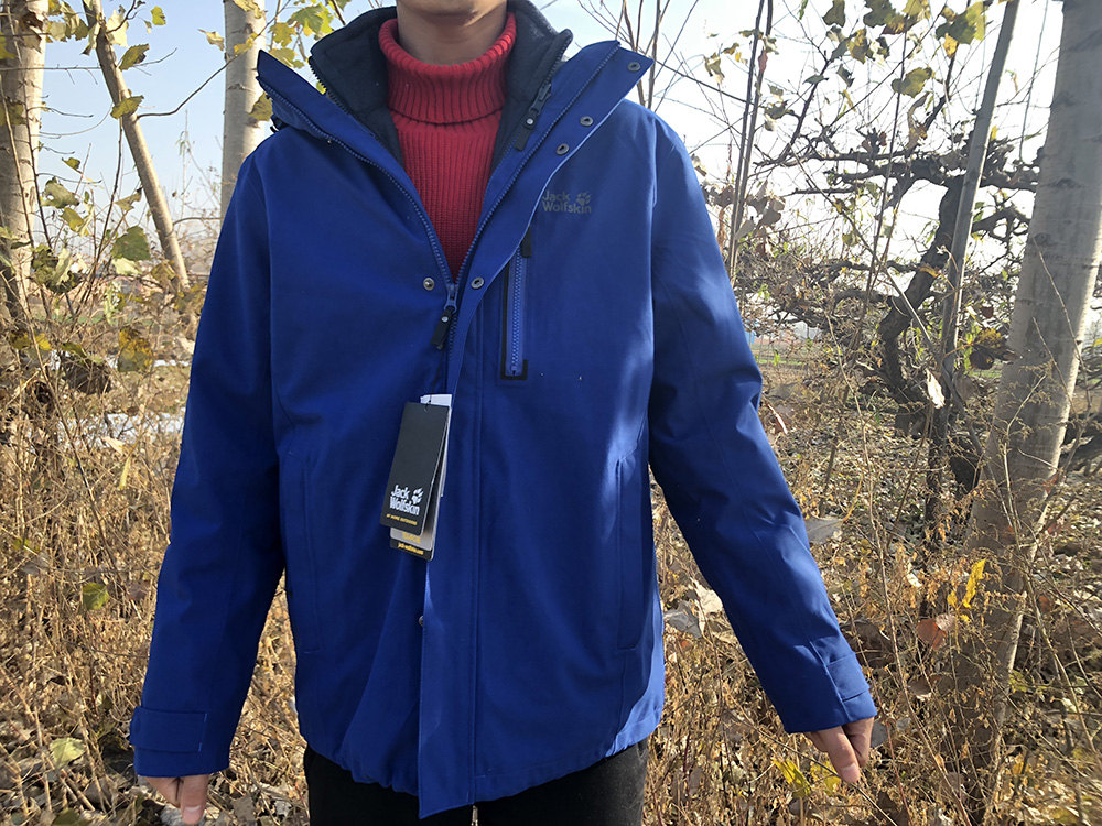 狼爪登山徒步冲锋衣，满满惊喜的开箱报告