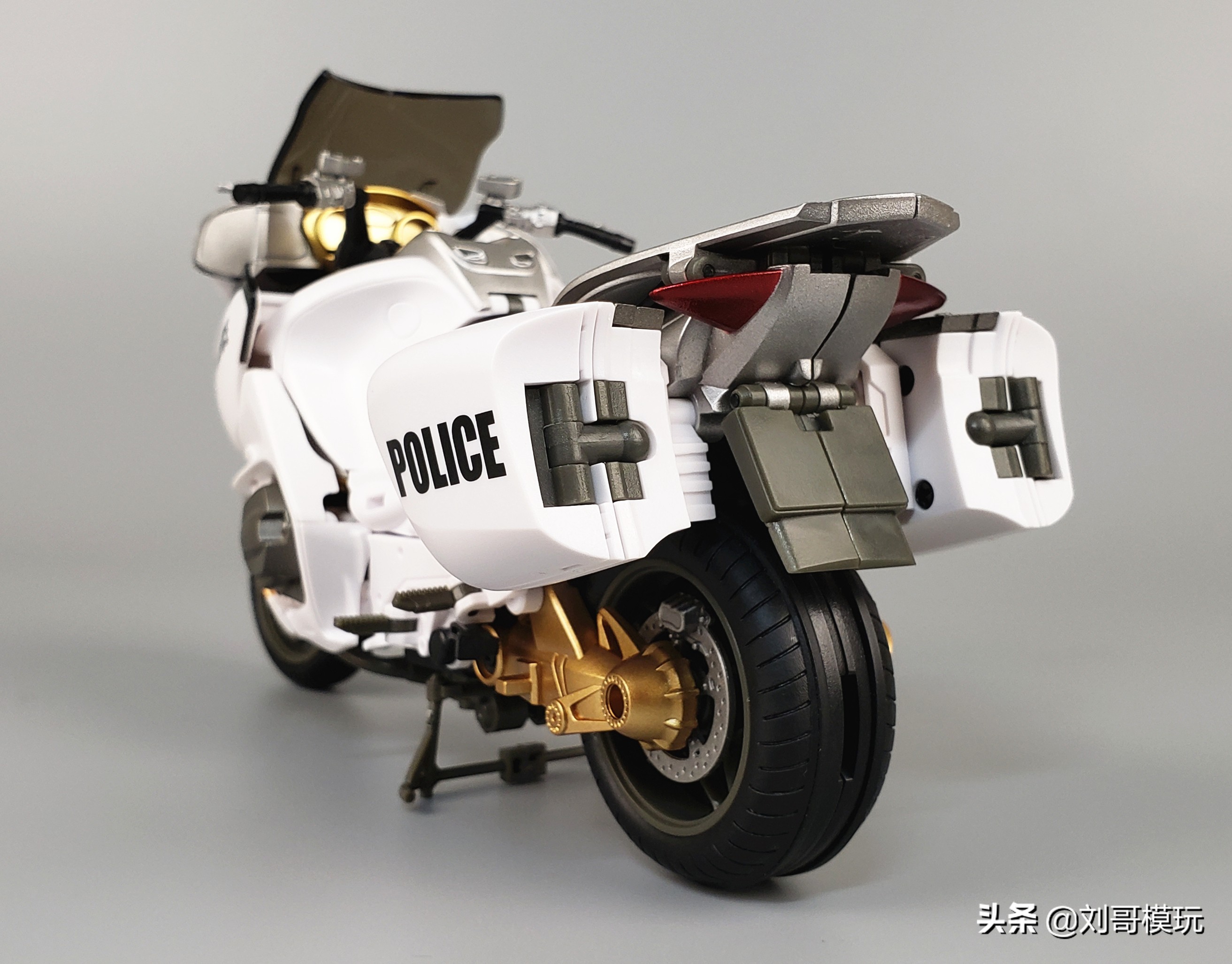 摩托车和变形金刚合体,变形金刚守护神车辙