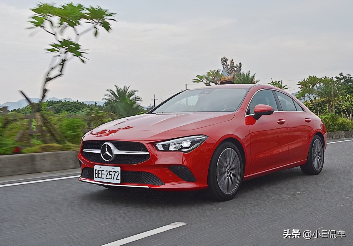 奔驰cla200动感和时尚的区别,新款奔驰cla200试驾视频