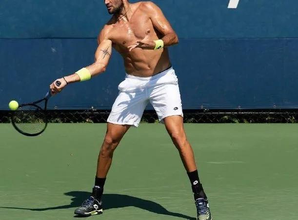 大坂直美红土表现,大坂直美爆冷无缘八强