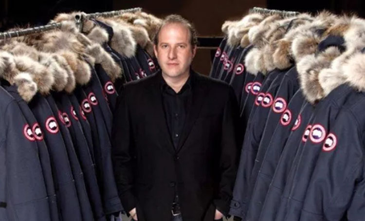 都说鹅绒贵为什么售价比鸭绒便宜,加拿大鹅和蒙克羽绒服哪件比较好