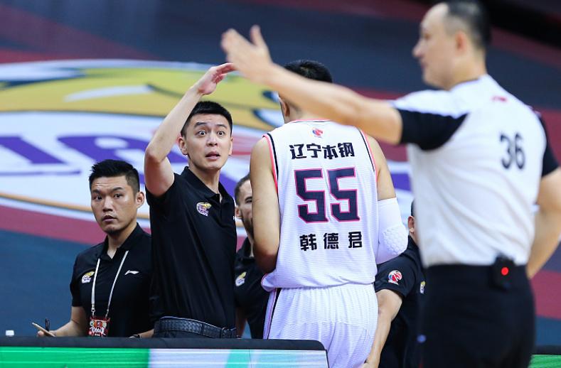 辽宁主帅杨鸣接手球队,辽宁宣布杨鸣当主教练