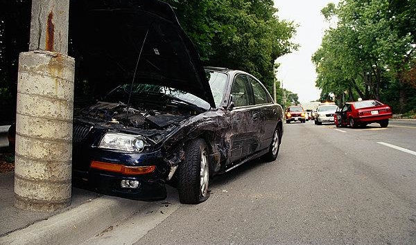 怀孕女子车被撞新闻,女子怀孕被车撞死