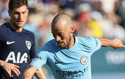 白头发的足球明星,秃顶足球明星排名