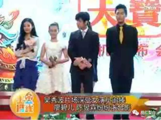 坐私人飞机提帕加尼,坐私人飞机戴百万名表