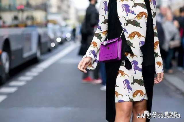 宝格丽bvlgari白色包,宝格丽带钻包包必买经典款