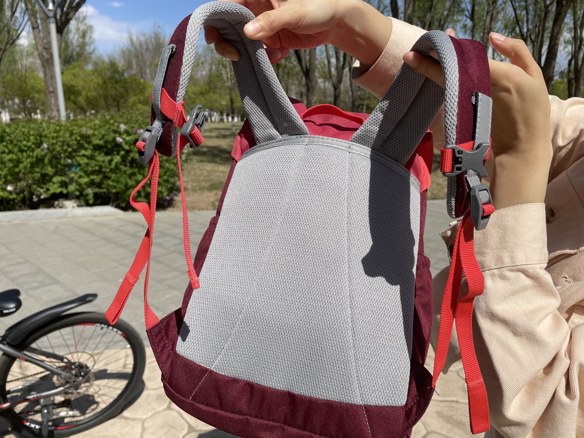 多特儿童书包,儿童的书包买什么样的