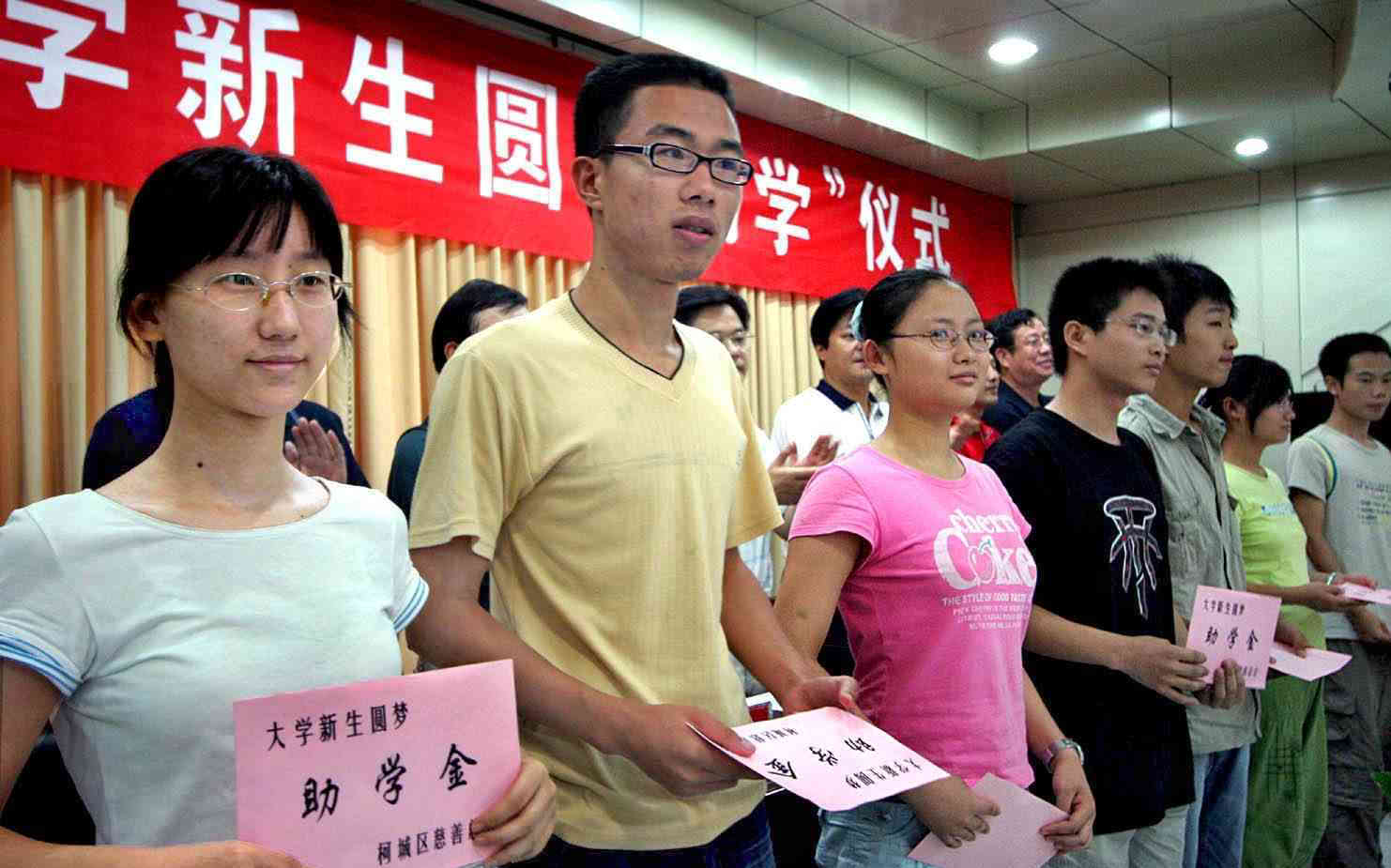 家庭经济困难还能读研吗,贫困生读研有必要吗政策有补助吗