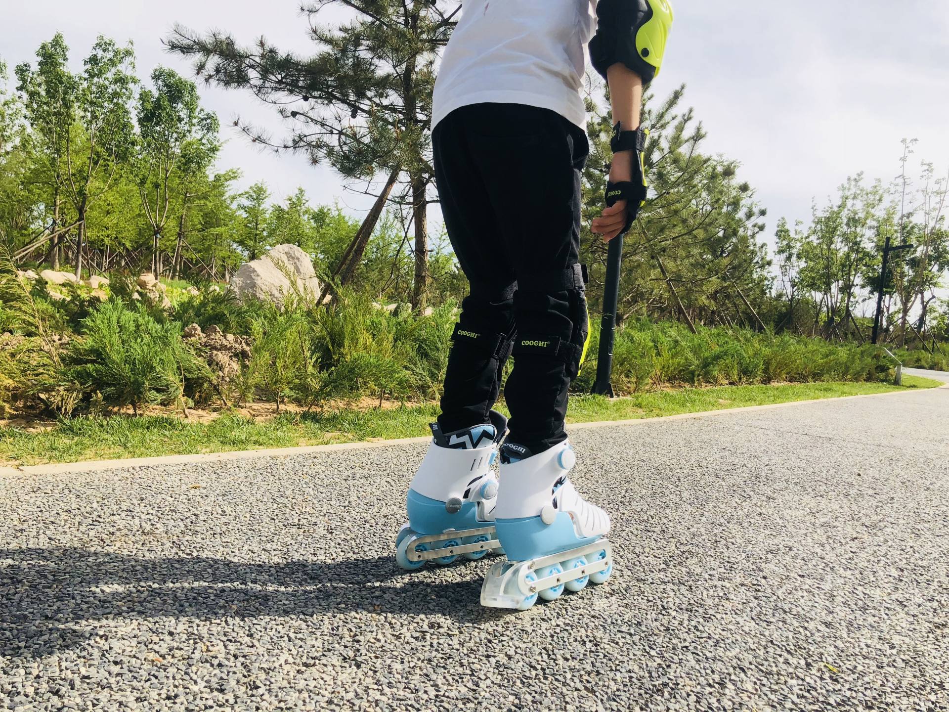 轮滑鞋5-12岁初学者酷骑,cooghi酷骑儿童轮滑鞋测评