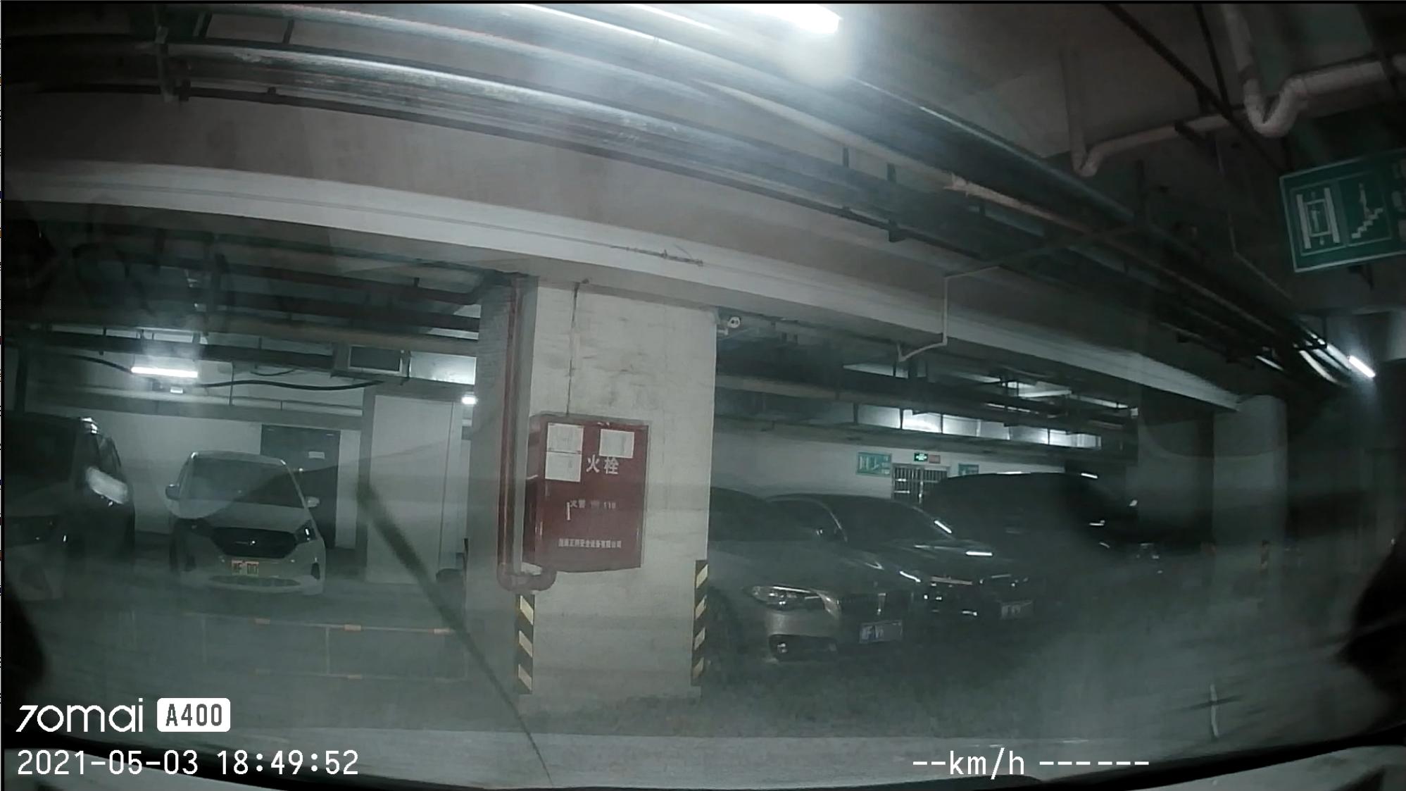 4s店装的行车记录仪能自己装吗,自己买的记录仪去4s店安装要钱吗