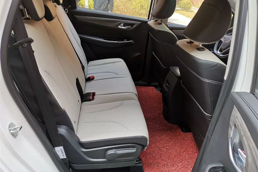 2019款宝骏730cvt试驾视频,宝骏7302019款时尚型试驾