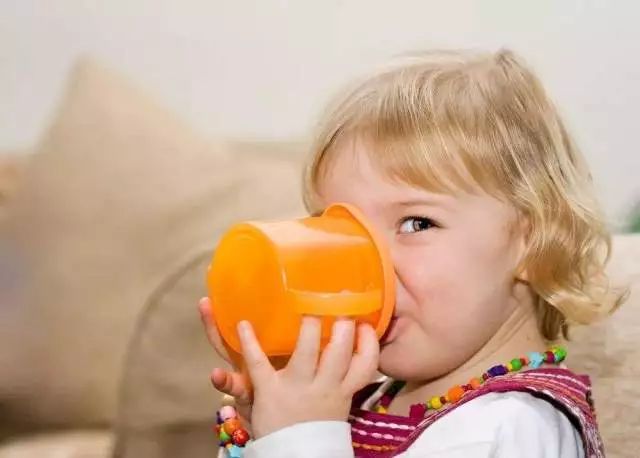 宝宝咳嗽可以喝蜂蜜水吗？妈妈早知道，宝宝早受益