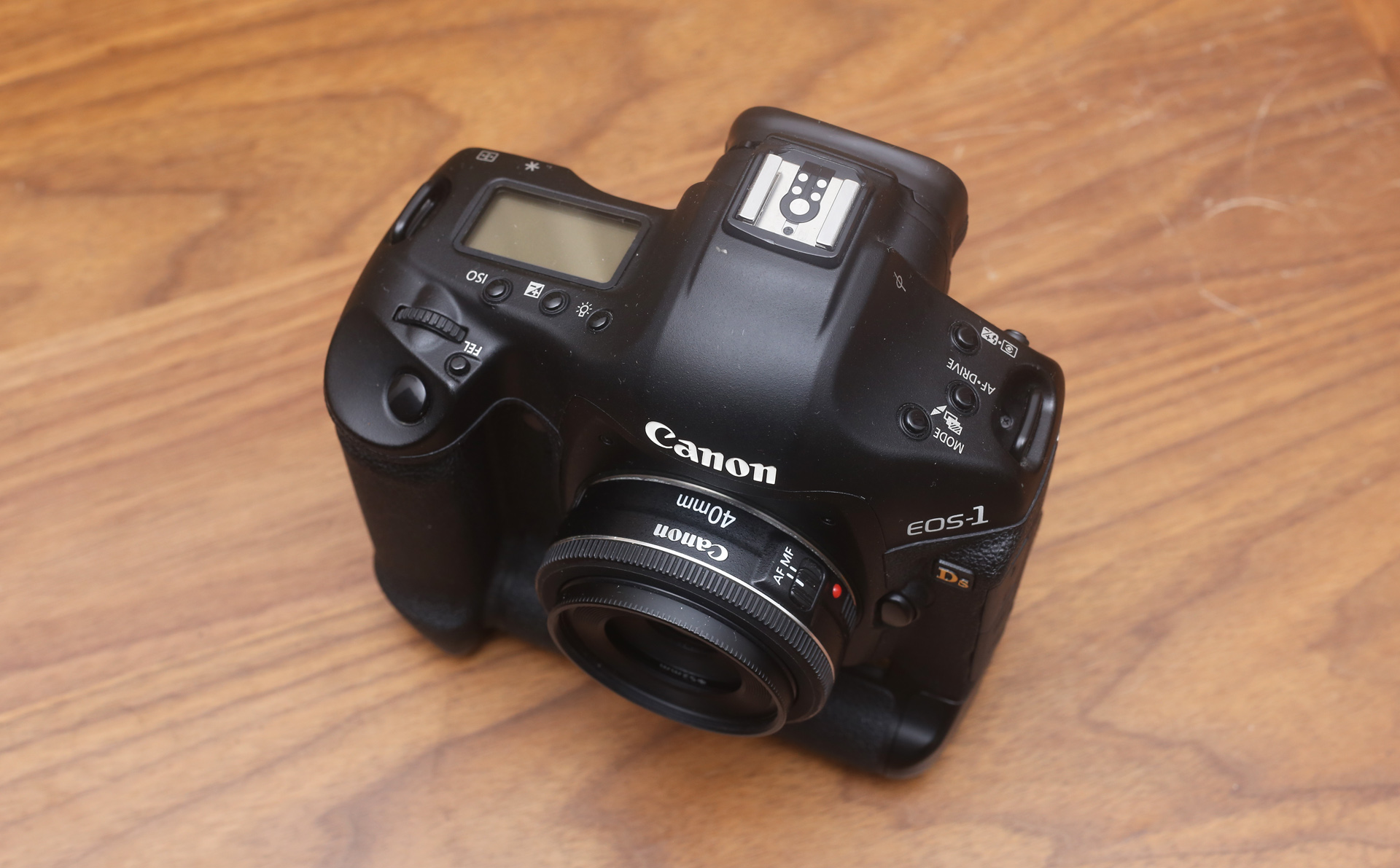 佳能1dsmark3还值得买吗,ds时代