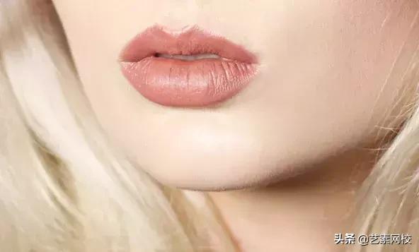 皮肤黄黑素颜不化妆适合什么口红,不想化妆用什么口红好用