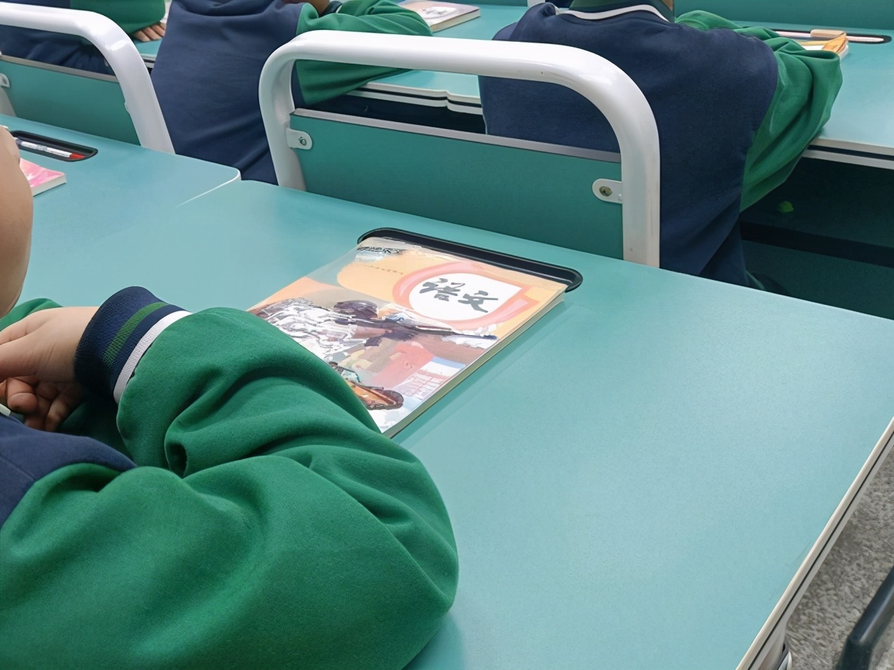 小学生朗读课文老是有错怎么办,小学生背课文的方法和技巧