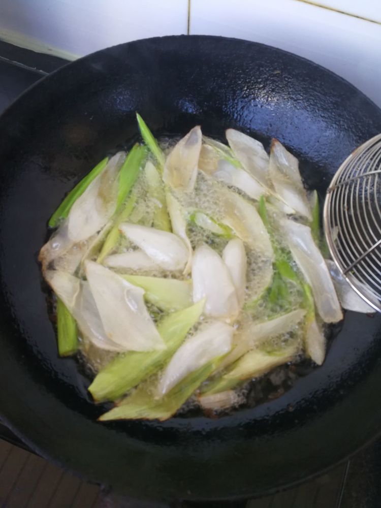 有熬好的卤汁怎么卤鸡腿,自家卤五香老卤汁怎么做鸡腿好吃