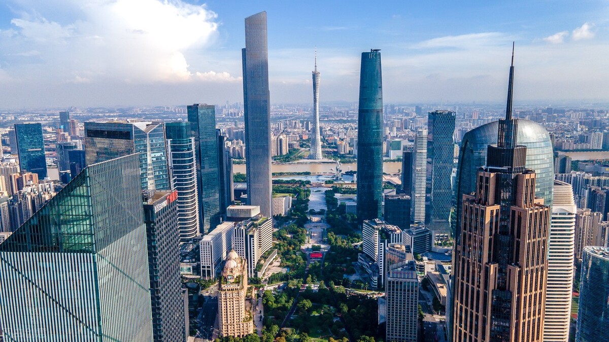广州跟深圳哪个经济好,深圳广州经济