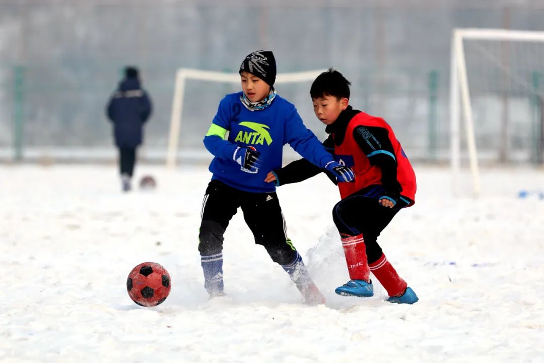 这个让班主任最头疼的中国小男孩,想去“世界杯”……