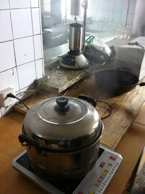 梅州客家娘酒煮鸡的做法,正宗广东梅州客家娘酒现做现卖