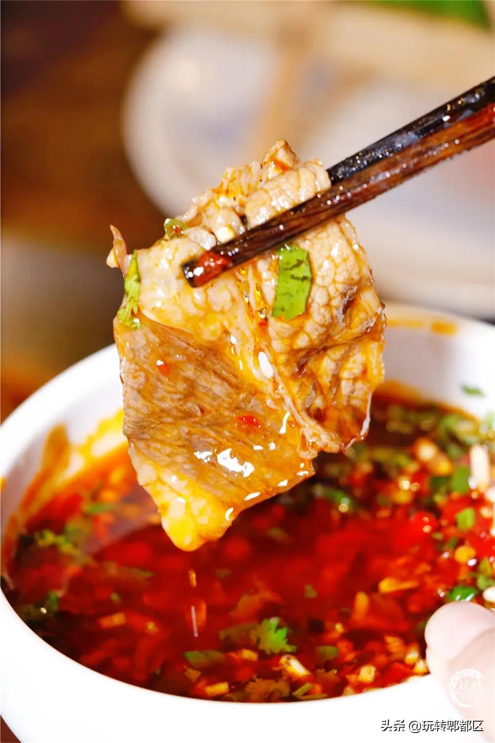 日均爆排1000+！壕涮八道硬核招牌，明星接连翻牌的巴蜀火锅来了